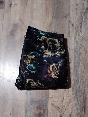 Free People Skinny Velvet Floral Print Capri Pants Women's Size: 0